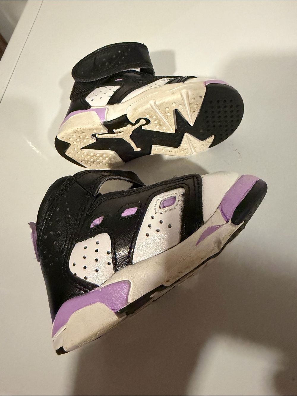 Jordan Kids Black, White & Light Purple Sneakers